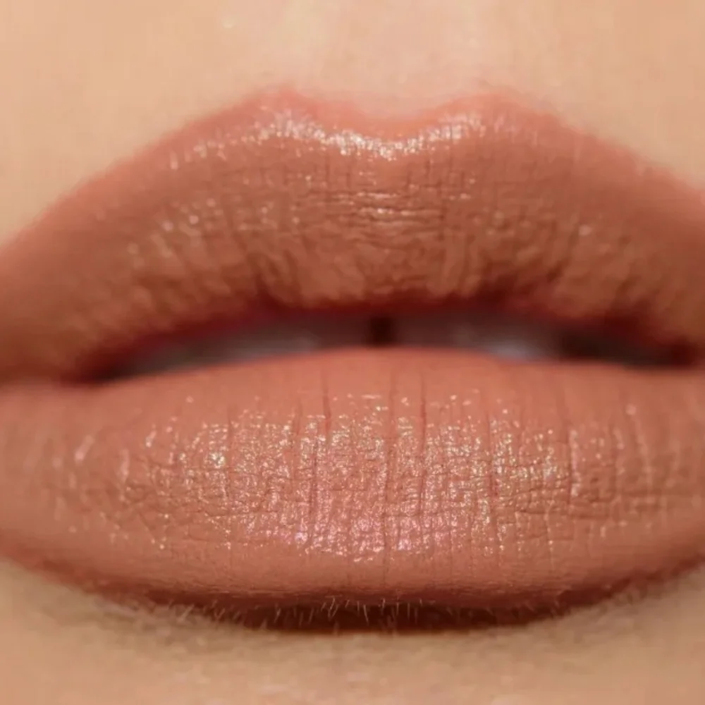 🤎▪️MAC▪️ Aaliyah Amplified Creme Lipstick Try Again  .10oz/3g  MFG: 2018/10
